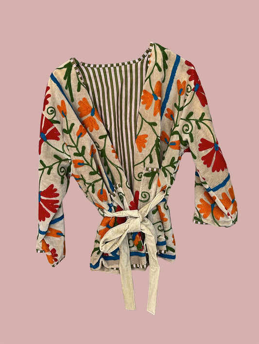 Kort kimono/jakke velour / Beige med røde, orange & grønne motiver
