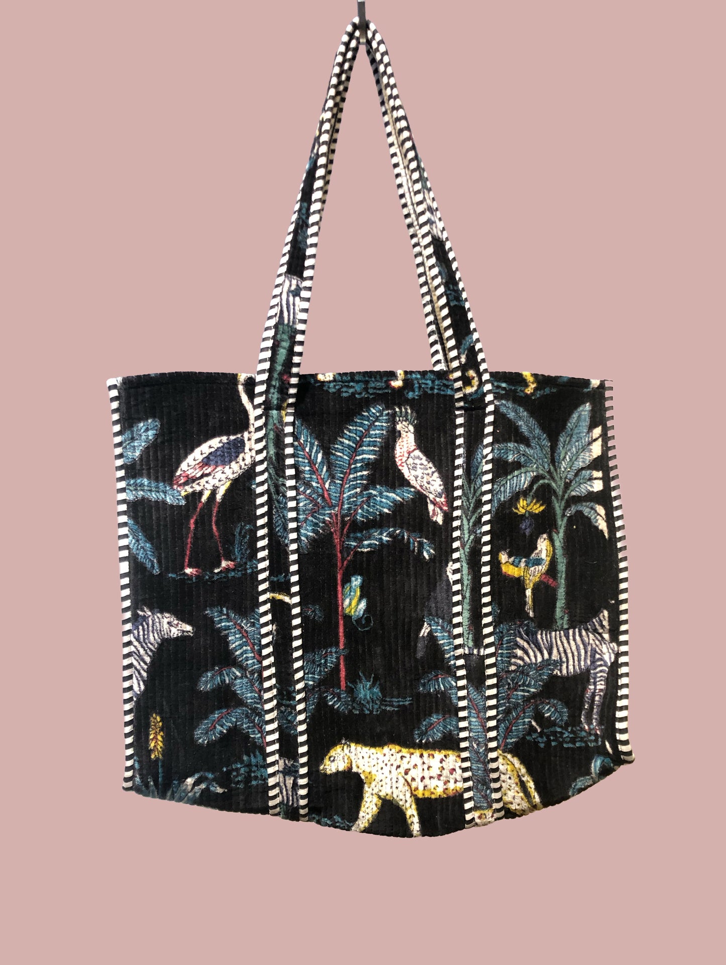 Tote bag / strandtaske, sort med turkish, hvide og gule motiver