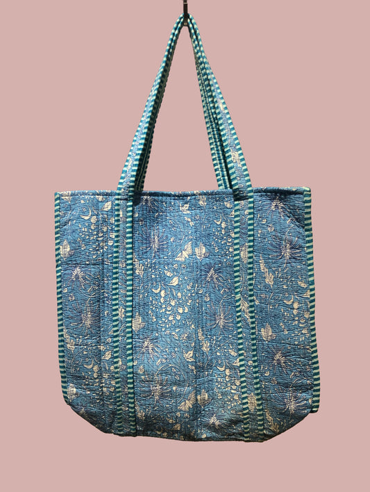 Tote bag / strandtaske, lyseblå med turkishe og grønne motiver