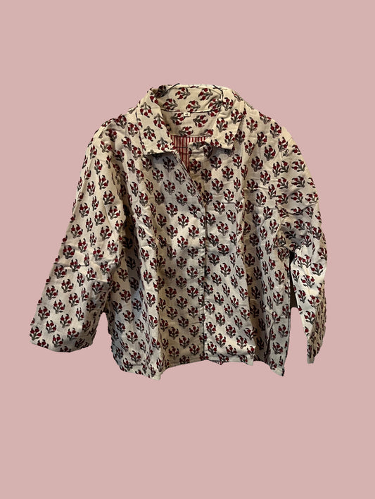 Jakke / Råhvid med rødt print