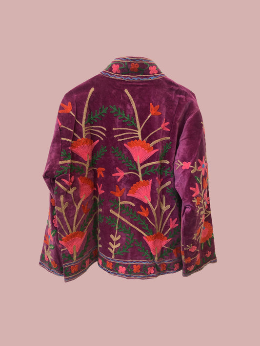Velour jakke / bordeaux  med broderier i varme farver