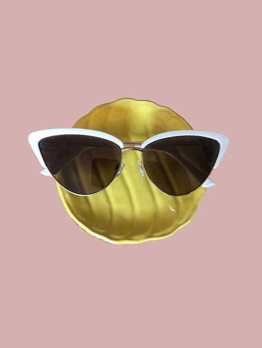 Solbrille / sort med hvide detaljer