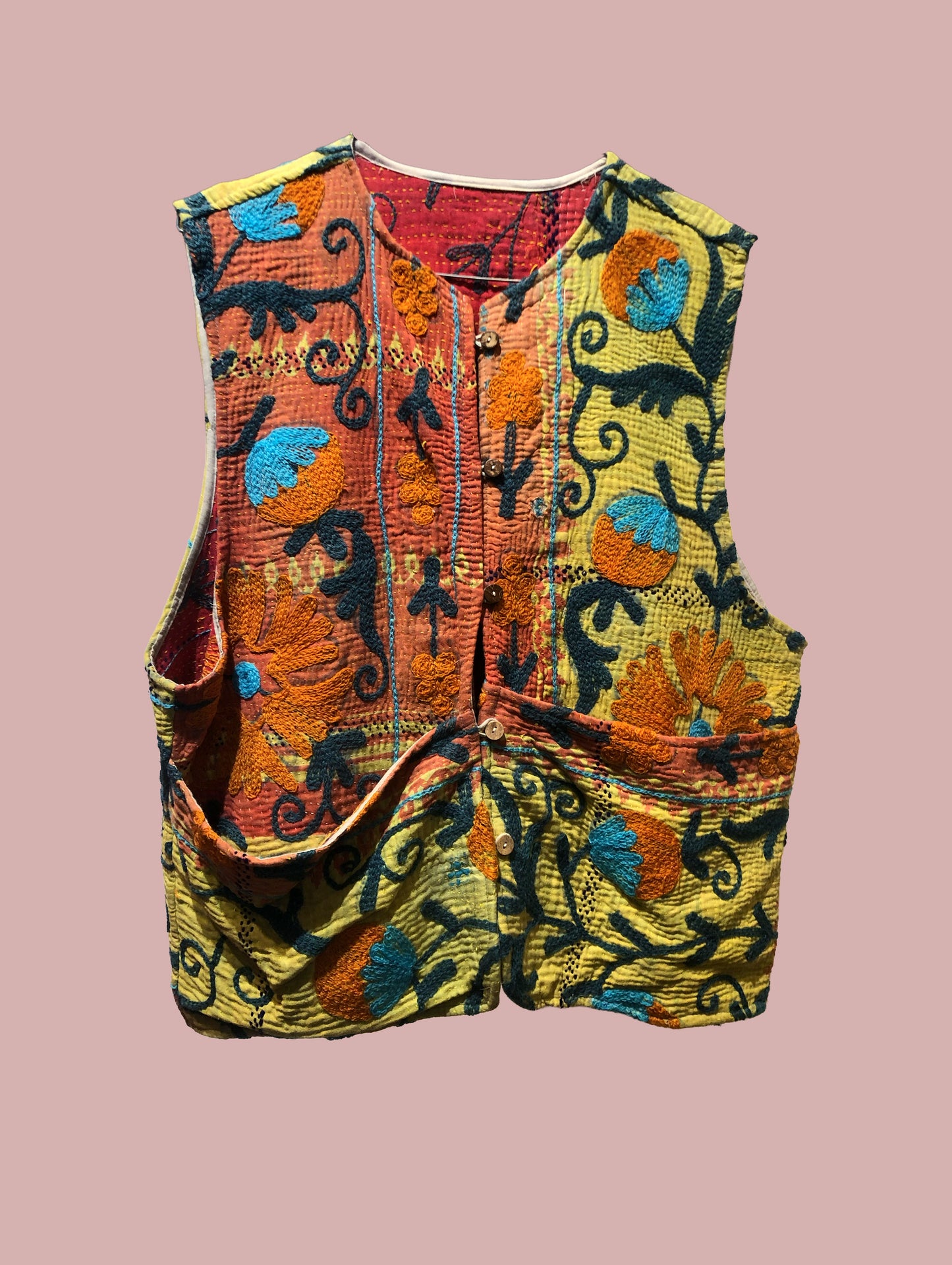 Vest / orange med broderier i grøn,brun og turkish
