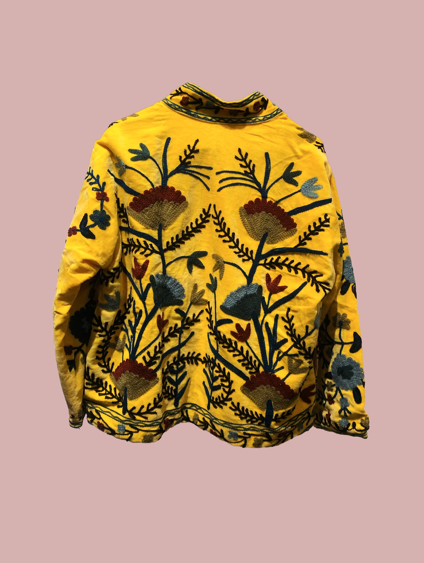 Velour jakke / Gul med mørke motiver