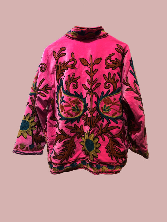 Velour jakke / pink med broderier i varme farver