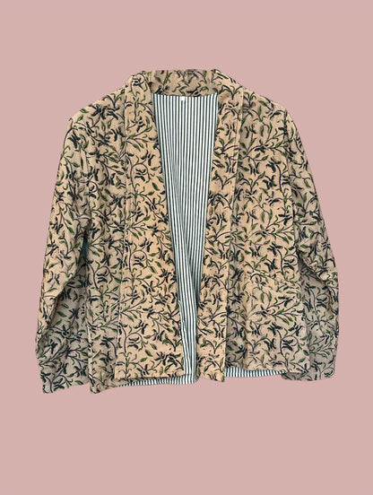 Jakke / Beige med sorte & grønne broderier