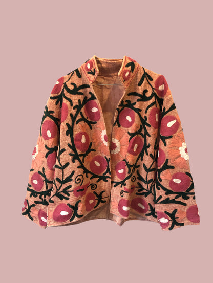 Jakke / Orange med sorte og røde broderier