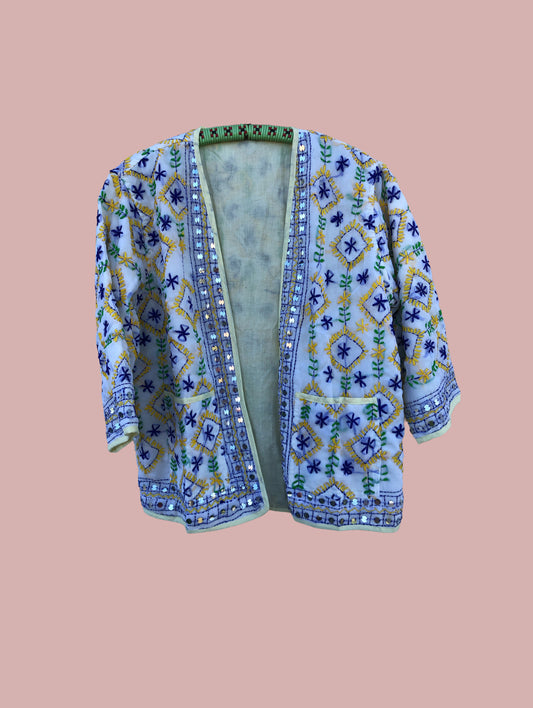 Jakke / Af Phulkari tørklæder / Baby blå med broderier