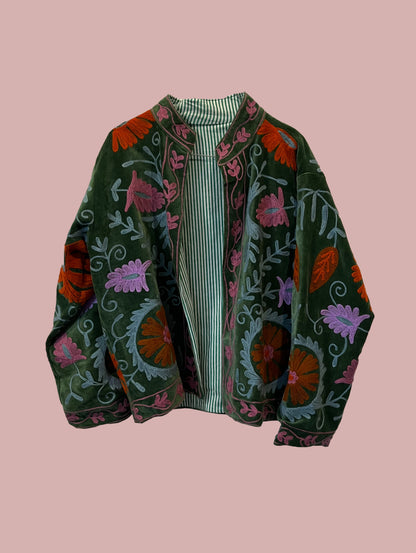 Velour jakke / Mørkegrøn med broderinger